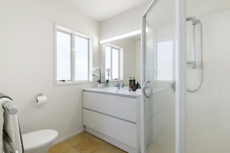 Photo of property in 4/19 Rodney Road, Northcote Point, Auckland, 0627