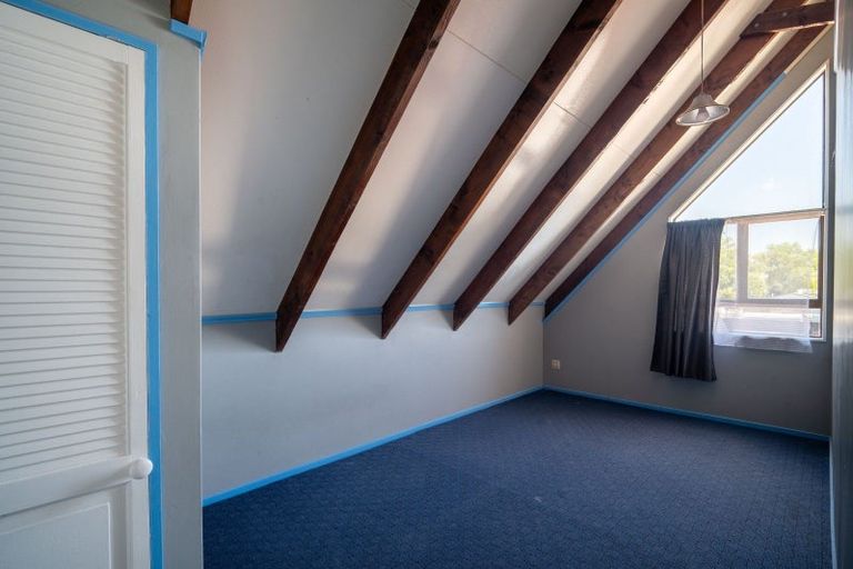 Photo of property in 247 Flaxmere Avenue, Flaxmere, Hastings, 4120
