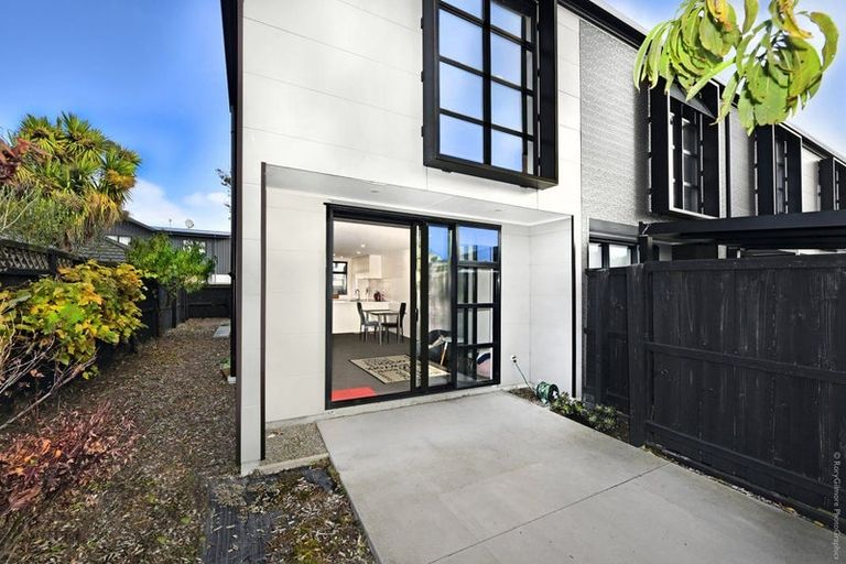 Photo of property in 8/68 Barbour Street, Waltham, Christchurch, 8011