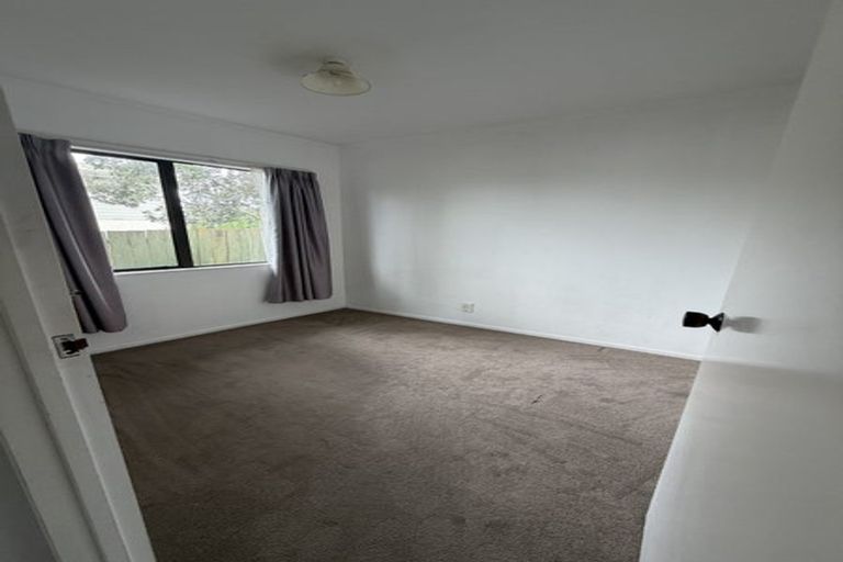 Photo of property in 3/11 Fruitvale Road, New Lynn, Auckland, 0600