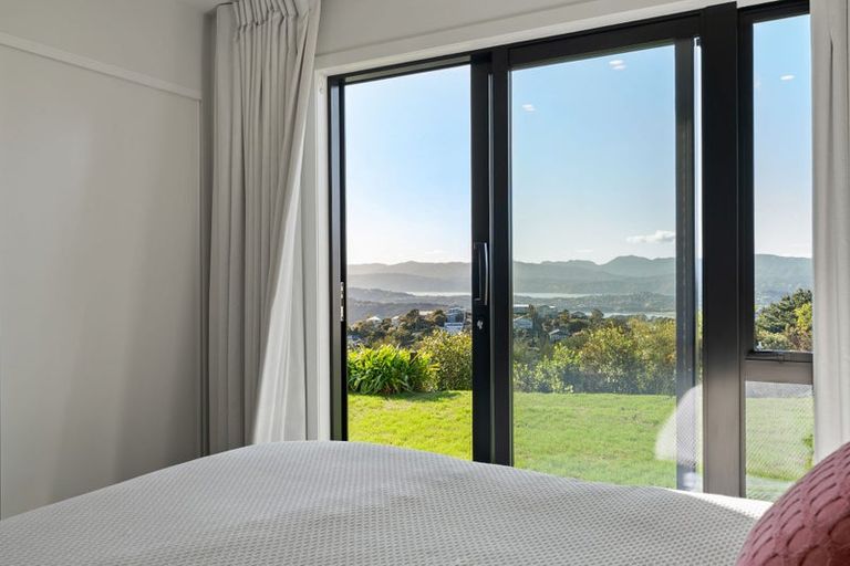 Photo of property in 49 Ashton Fitchett Drive, Brooklyn, Wellington, 6021