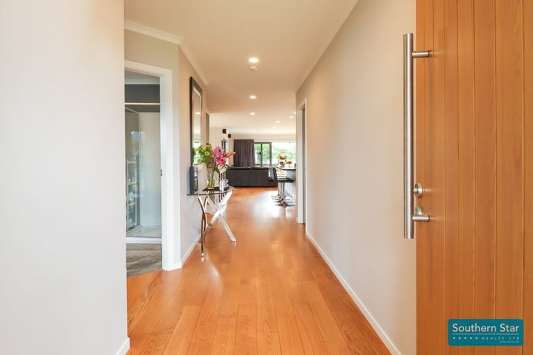 Photo of property in 38 San Priamo Place, Paraparaumu Beach, Paraparaumu, 5032