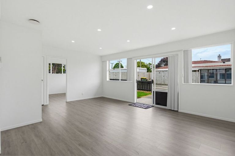 Photo of property in 1/5 Royal Arch Place, Rosehill, Papakura, 2113
