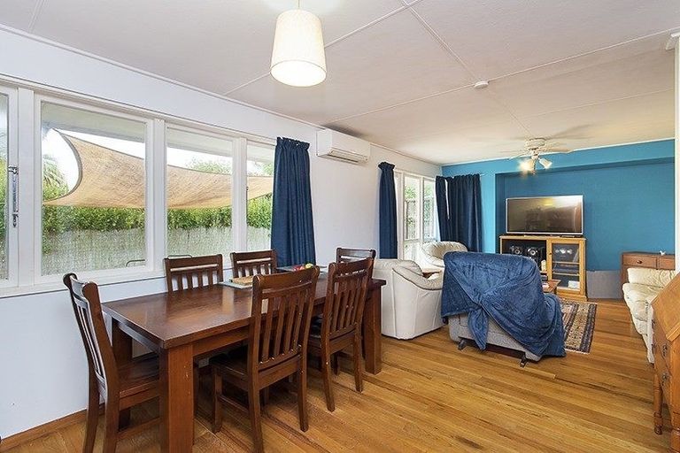 Photo of property in 11 Rata Street, Waiuku, 2123