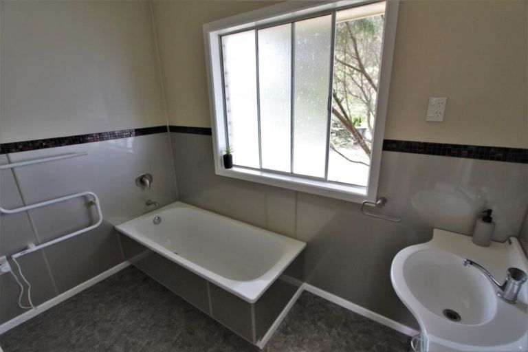 Photo of property in 27 East Grampian Street, Tokoroa, 3420