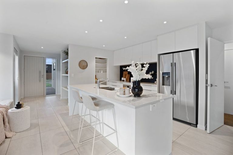 Photo of property in 63 Awatira Drive, Papamoa Beach, Papamoa, 3118