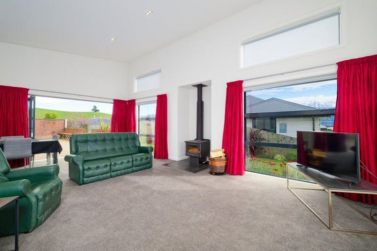 Photo of property in 43 Miromiro Drive, Kaikoura, 7300