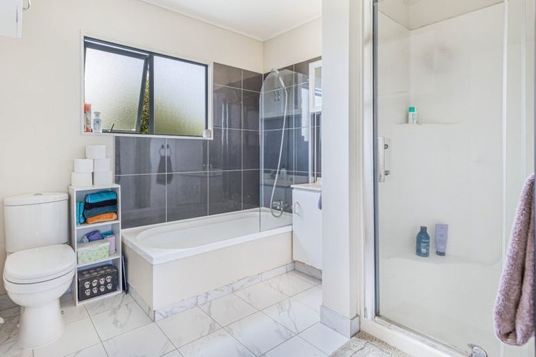 Photo of property in 34b Ranui Station Road, Ranui, Auckland, 0612