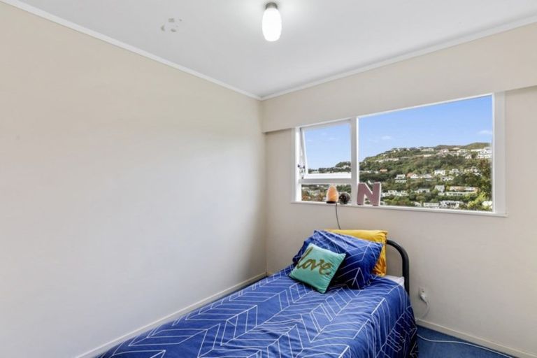 Photo of property in 30 Thurleigh Grove, Karori, Wellington, 6012