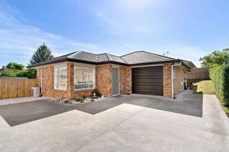 Photo of property in 3a Ascot Avenue, Henderson, Auckland, 0610