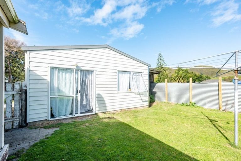 Photo of property in 27 Paraone Road, Tamarau, Gisborne, 4010