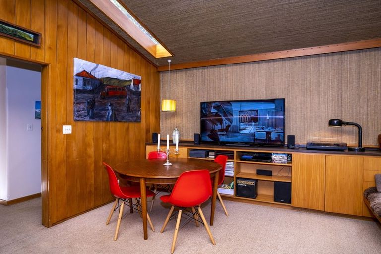 Photo of property in 123 Saint Martins Road, Saint Martins, Christchurch, 8022