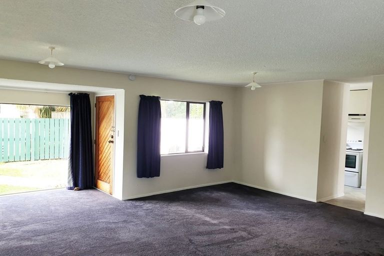 Photo of property in 17-u2 Randwick Crescent, Moera, Lower Hutt, 5010