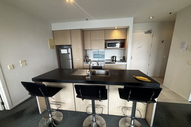 Photo of property in 22 Liardet Apartments, 303/22 Liardet Street, New Plymouth, 4310
