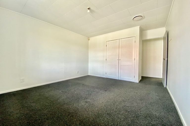 Photo of property in 219 Mahia Road, Wattle Downs, Auckland, 2103