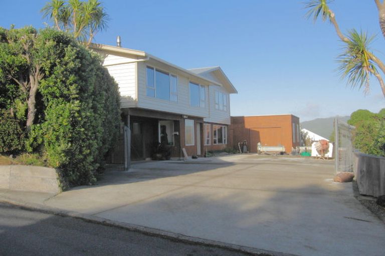 Photo of property in 8 Rothwell Street, Titahi Bay, Porirua, 5022