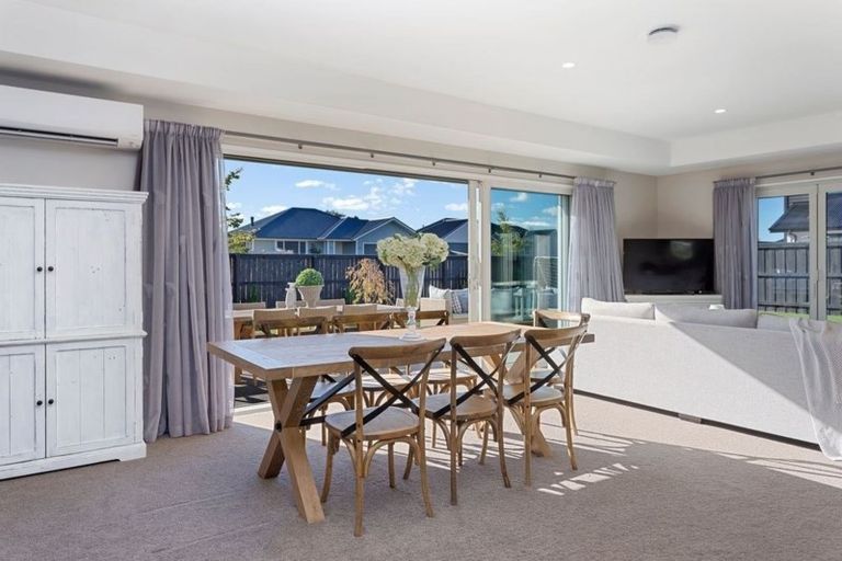 Photo of property in 1 Greenfield Mews, Rangiora, 7400