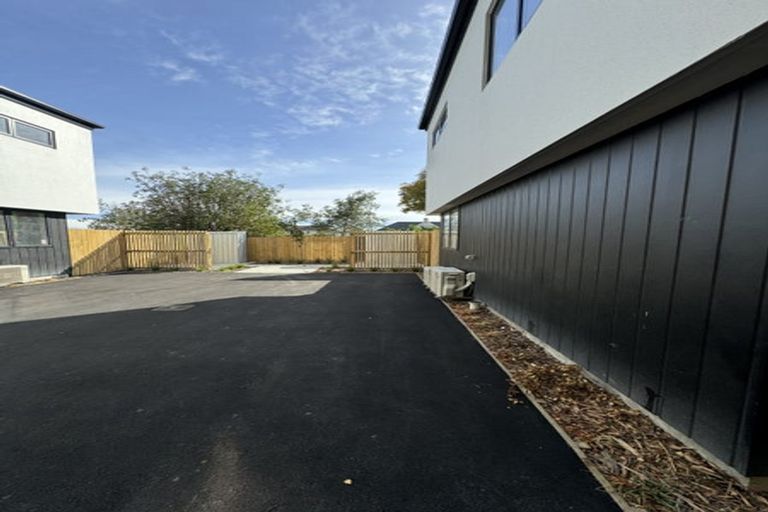 Photo of property in 8a/1 Taramea Place, Addington, Christchurch, 8024