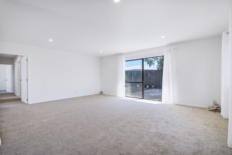 Photo of property in 487 Pages Road, Bexley, Christchurch, 8061