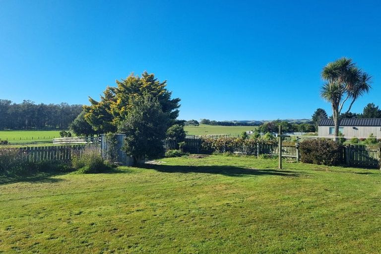 Photo of property in 101a Shooting Butts Road, Martinborough, 5784