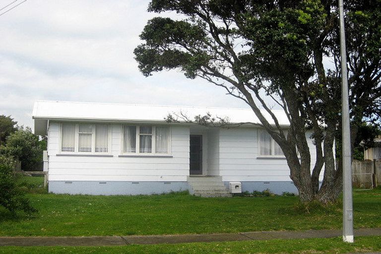 Photo of property in 14 Rangitake Drive, Spotswood, New Plymouth, 4310