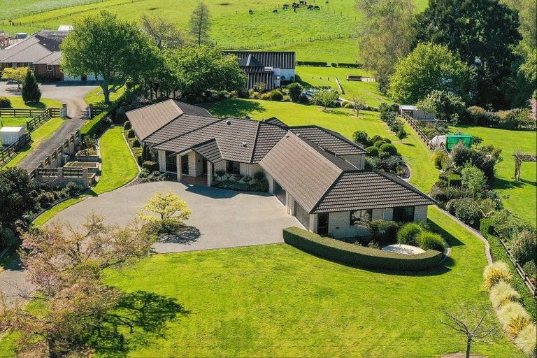 Photo of property in 71 Saint Leger Road, Te Awamutu, 3875
