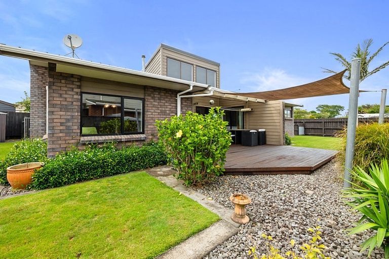 Photo of property in 39 Tiverton Crescent, Whalers Gate, New Plymouth, 4310