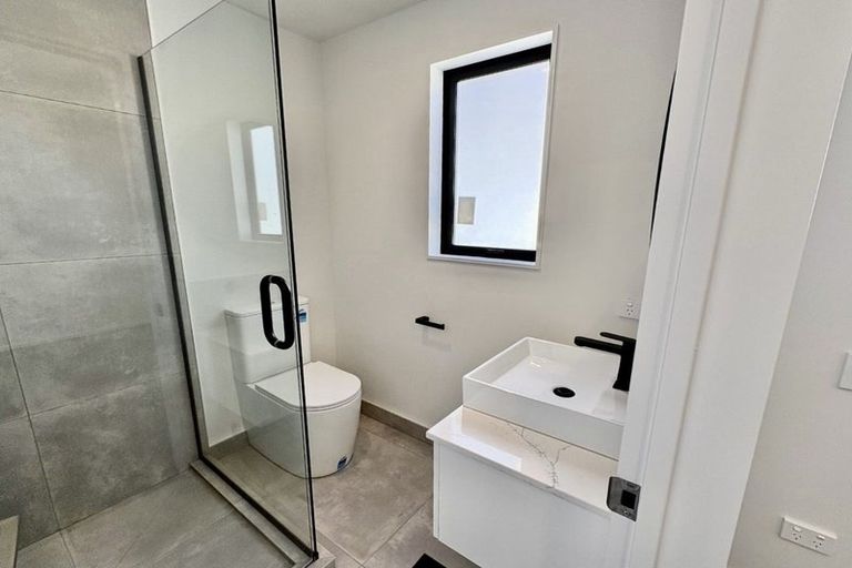 Photo of property in 2/146 Blenheim Road, Riccarton, Christchurch, 8041