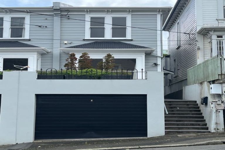 Photo of property in 9a Albany Avenue, Mount Victoria, Wellington, 6011