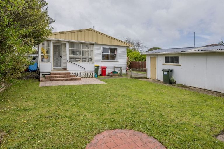 Photo of property in 28 Elizabeth Street, Levin, 5510