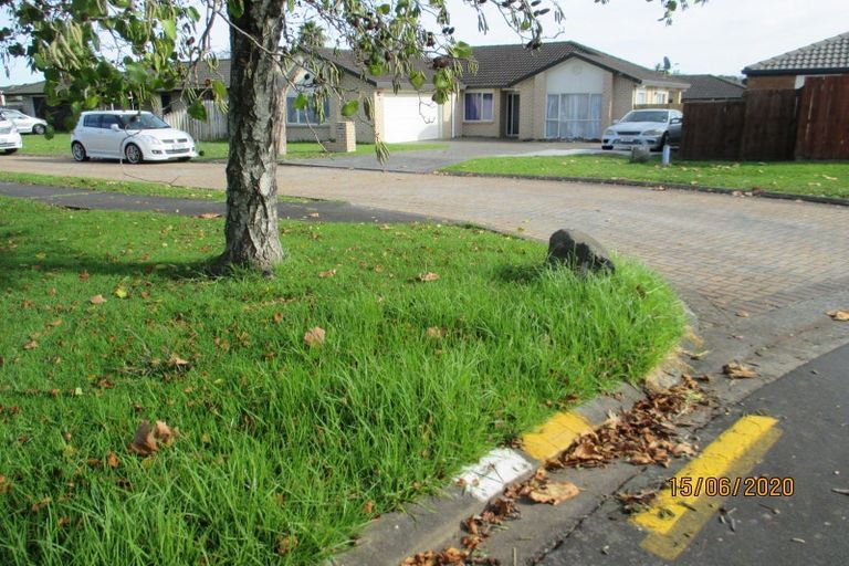 Photo of property in 6 Nier Place, East Tamaki Heights, Auckland, 2016
