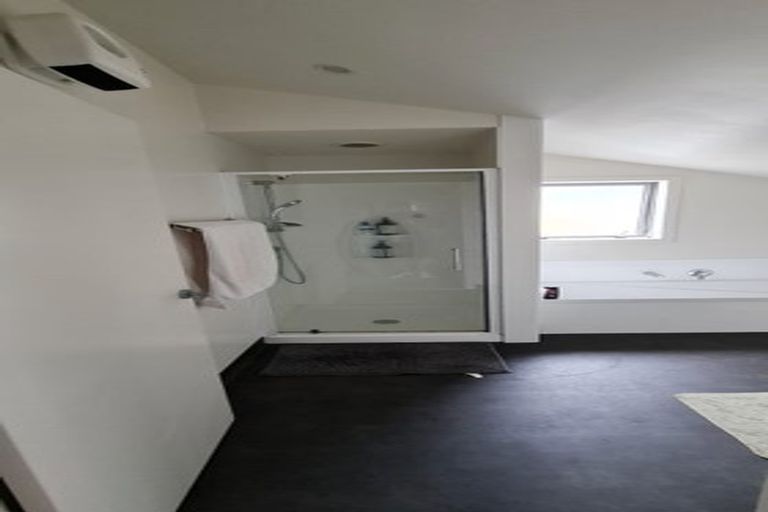 Photo of property in 50 Elizabeth Street, Moera, Lower Hutt, 5010