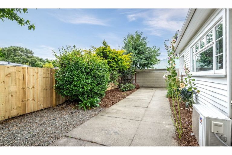 Photo of property in 8 Simeon Street, Spreydon, Christchurch, 8024