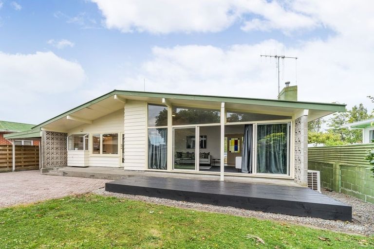 Photo of property in 19 Buick Crescent, Awapuni, Palmerston North, 4412