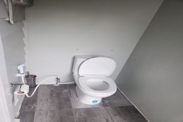 Photo of property in 2/18 Tahi Terrace, Glen Eden, Auckland, 0602