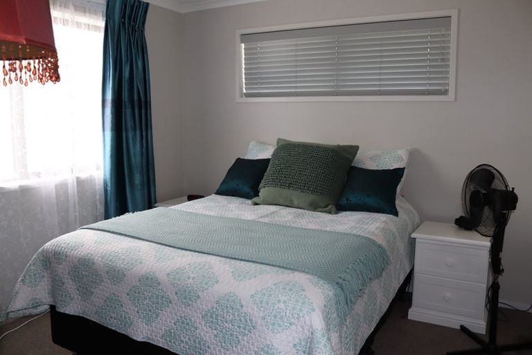 Photo of property in 57 Tawhiti Road, Pukekohe, 2120