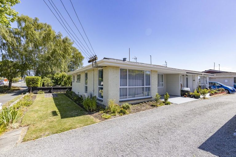 Photo of property in 1/17 Tyrone Street, Belfast, Christchurch, 8051