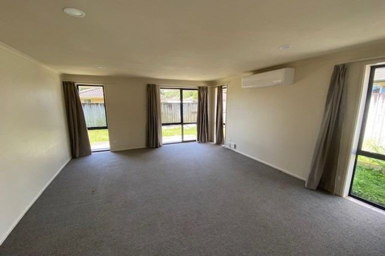 Photo of property in 10 Locksley Lane, Hamilton East, Hamilton, 3216