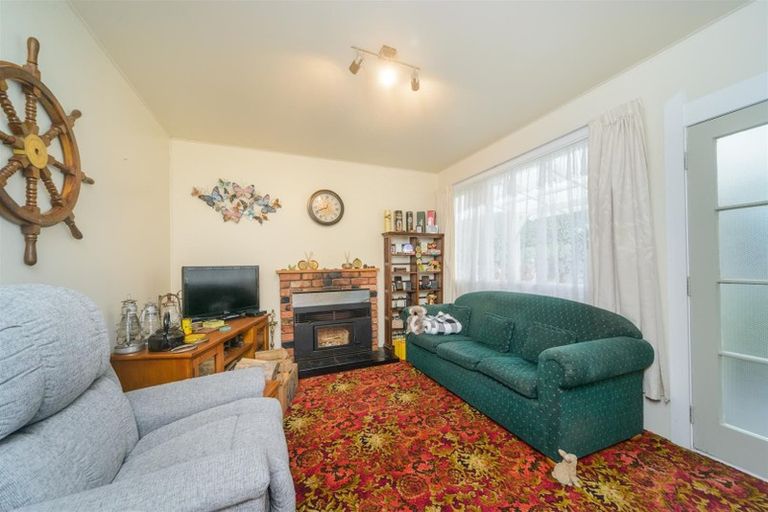 Photo of property in 37 Station Road, Marton, 4710