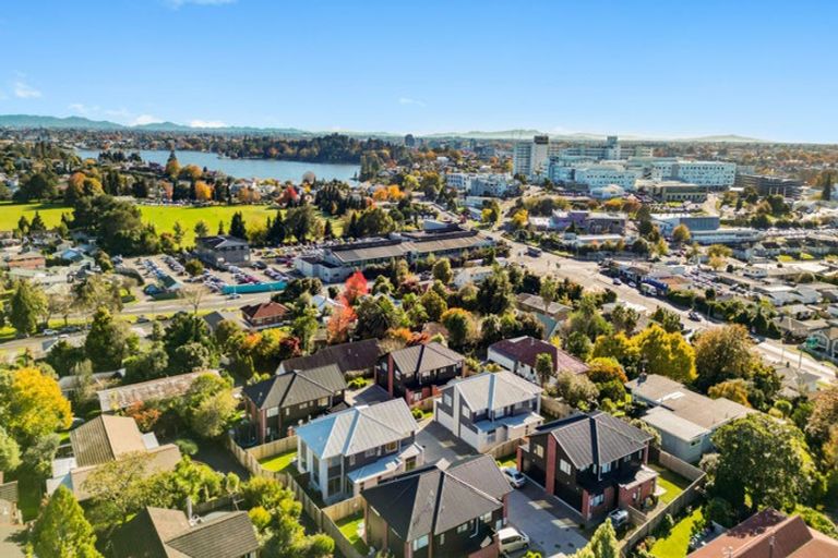 Photo of property in 10/18u Mahoe Street, Melville, Hamilton, 3206