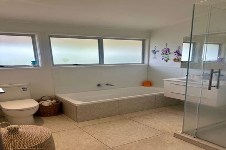 Photo of property in 23b Bayview Road, Bayview, Auckland, 0629
