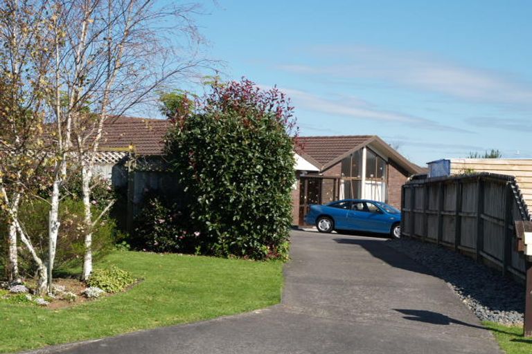 Photo of property in 2/5 Taiko Court, Northpark, Auckland, 2013
