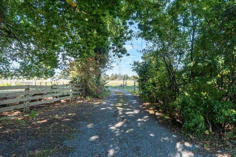 Photo of property in 120 Waihakeke Road, Waihakeke, Carterton, 5792
