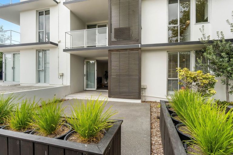 Photo of property in 17/15 Peterborough Street, Christchurch Central, Christchurch, 8013