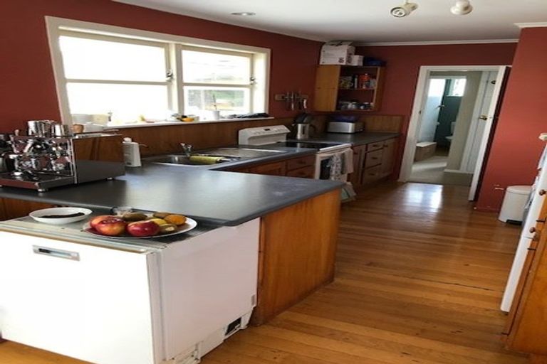Photo of property in 54 Beulah Avenue, Rothesay Bay, Auckland, 0630