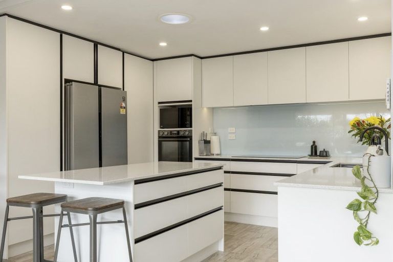 Photo of property in 2/86 Hinemoa Avenue, Taupo, 3330