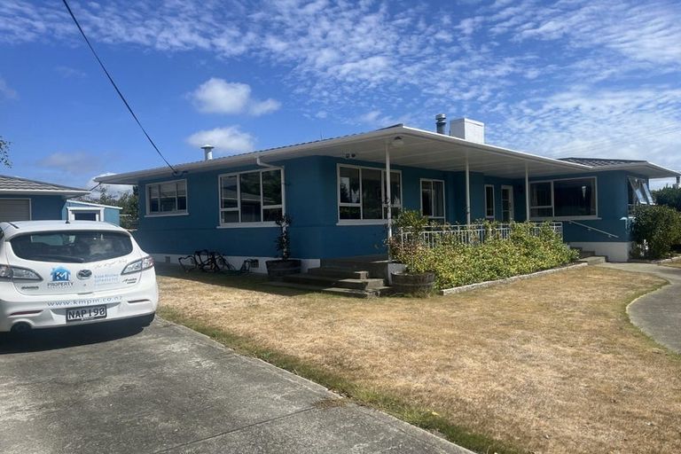 Photo of property in 8 Lemari Avenue, Stoke, Nelson, 7011