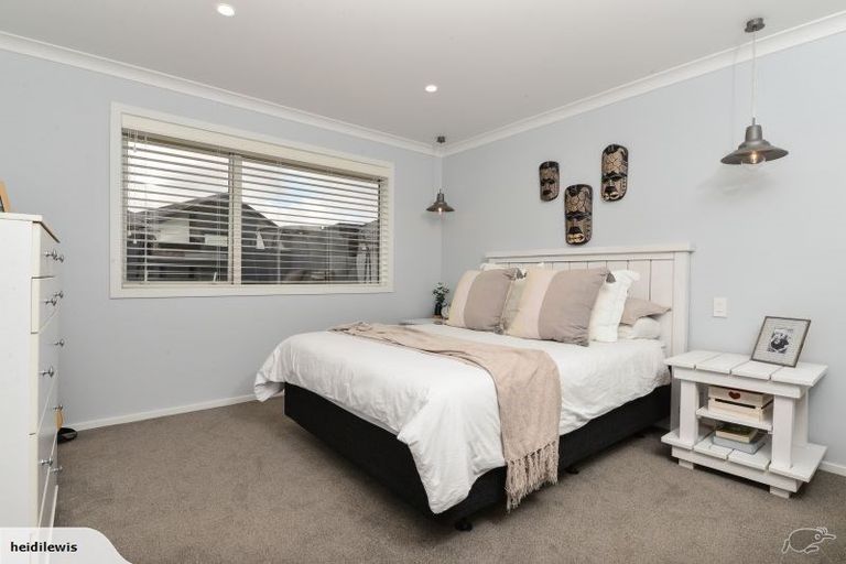 Photo of property in 32 Mike Smith Drive, Cambridge, 3434