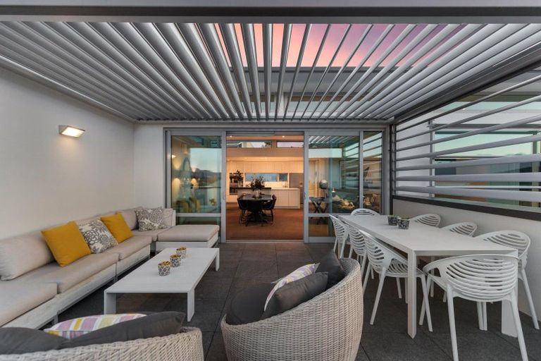 Photo of property in 15 Faulks Terrace, Wanaka, 9305