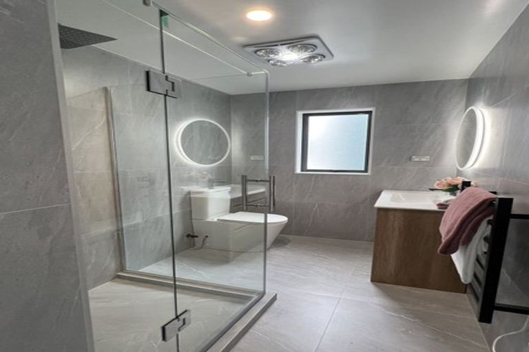 Photo of property in 19 John Gray Street, Papakura, 2110